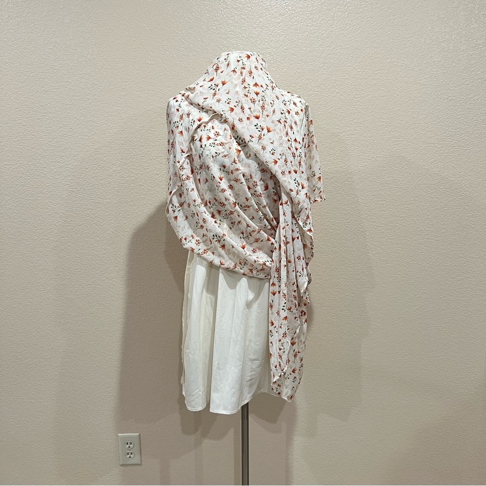 Cream Floral Tiered Maxi Dress Size Large - Picture 4 of 11